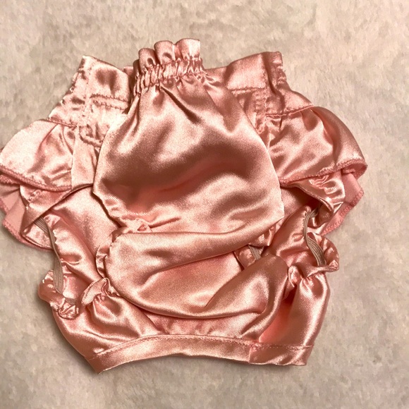 Dog Dress with Pink taffeta ruffled pants - Picture 5 of 6